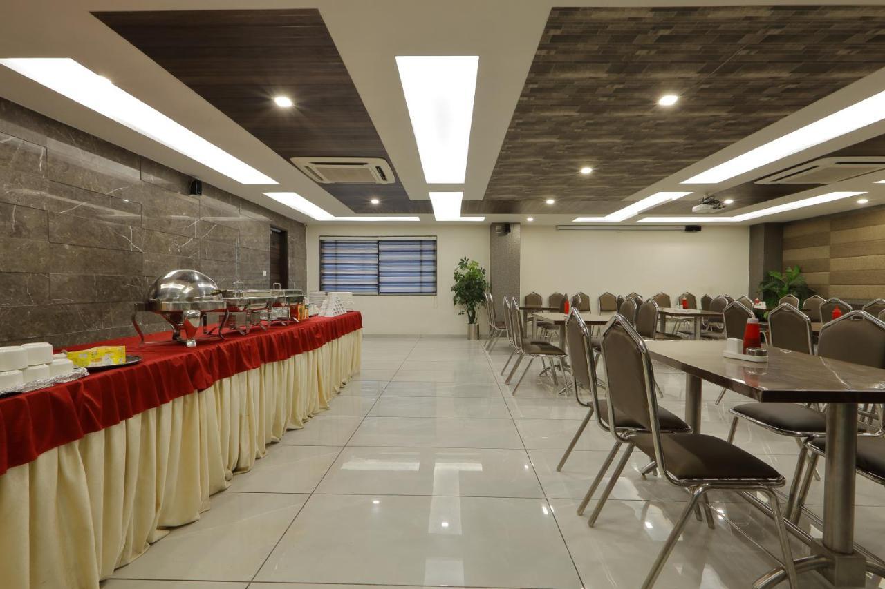 Hotel Unity Ahmedabad Exterior foto